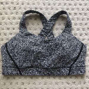 Size 10 Lulu bra!!